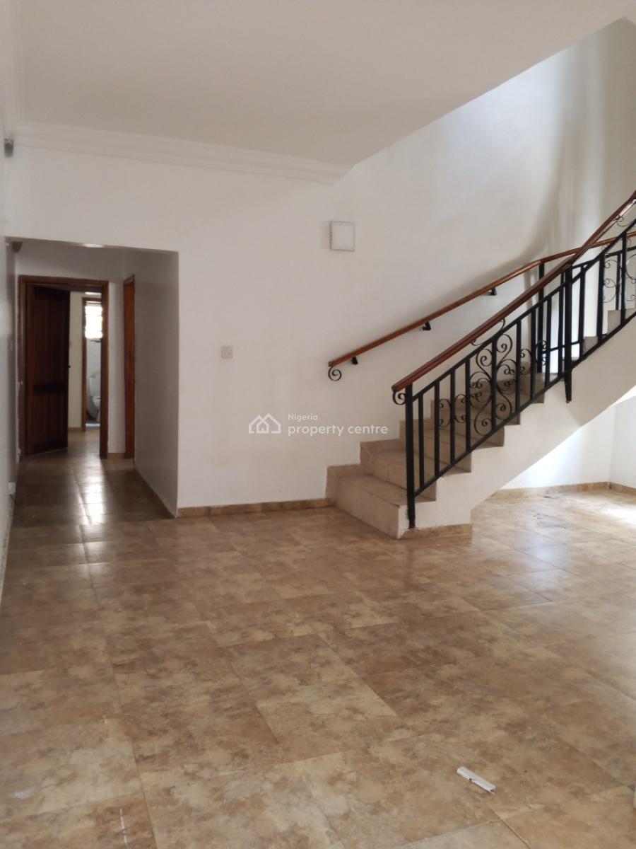 Spacious 4 Bedroom Semi Detached House with Bq, Off Pinnock Beach Road, Osapa, Lekki, Lagos, Semi-detached Duplex for Rent