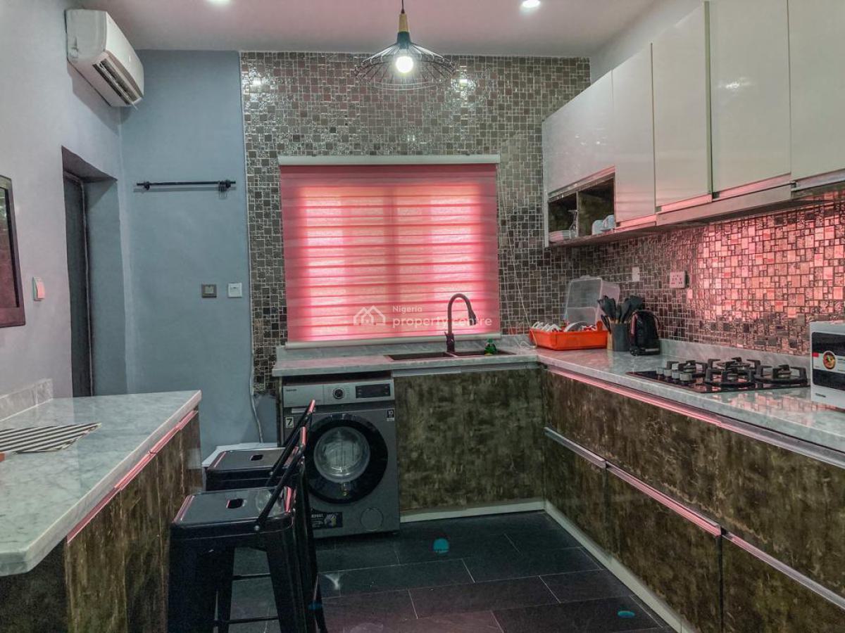 Luxury 2 Bedroom Apartment, New Horizon 2 Estate, Ikate Elegushi, Lekki, Lagos, House Short Let