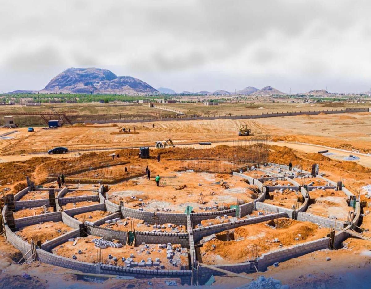 Flat Estate Land, Airport Road, Lugbe District, Abuja, Mixed-use Land for Sale