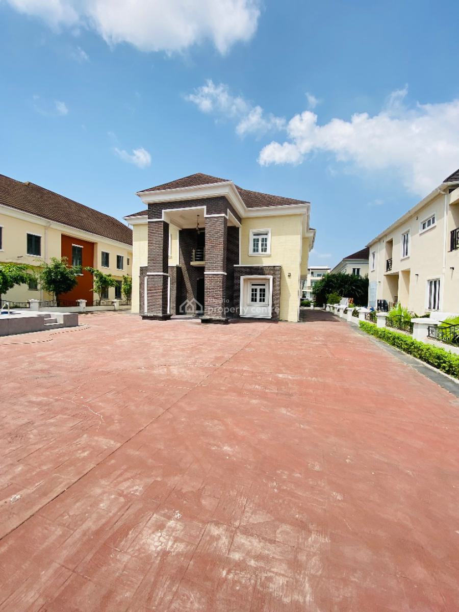 5-bedroom Home with Pool & 2-room Bq on 800sqm, Northern Foreshore Estate, Chevron, Lekki, Lagos, Detached Duplex for Sale