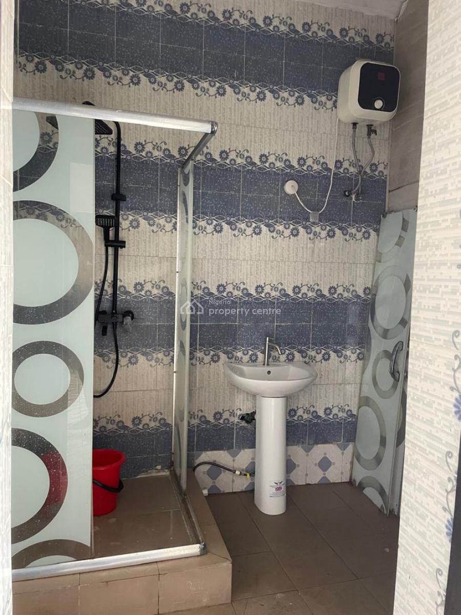 Fully Serviced Mini Flat, Chevron Drive, Lekki, Lagos, Mini Flat (room and Parlour) for Rent