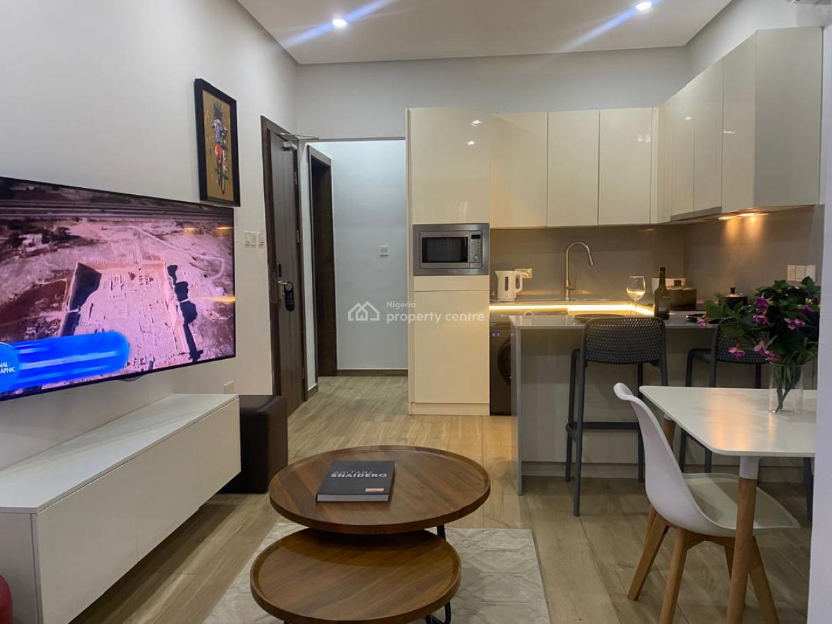 Luxury 2 Bedroom  Apartment, 19, Enahoro Crescent, New Road Just Before Chevron Traffic Light., Lekki, Lagos, Flat / Apartment Short Let