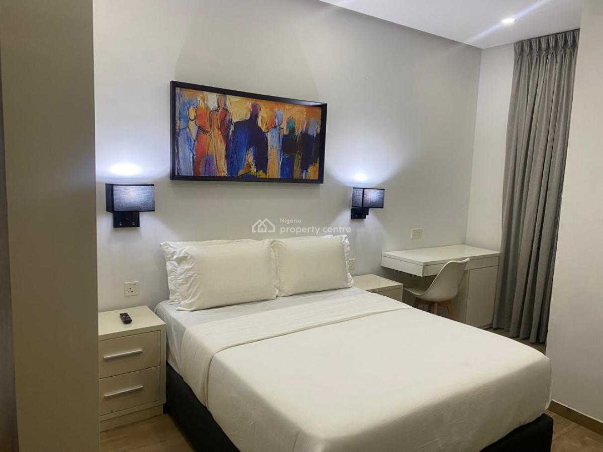 Luxury 2 Bedroom  Apartment, 19, Enahoro Crescent, New Road Just Before Chevron Traffic Light., Lekki, Lagos, Flat / Apartment Short Let