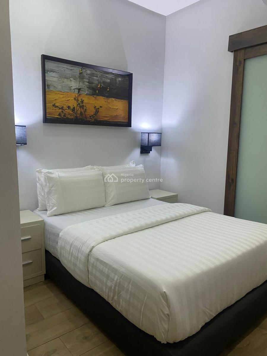 Luxury 2 Bedroom  Apartment, 19, Enahoro Crescent, New Road Just Before Chevron Traffic Light., Lekki, Lagos, Flat / Apartment Short Let