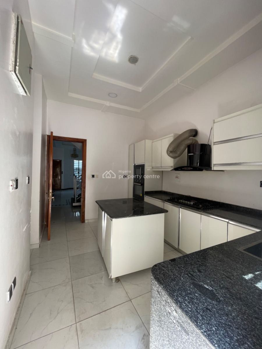 4 Bedroom Semi Detached Duplex with a Bq, Osapa, Lekki, Lagos, Semi-detached Duplex for Rent