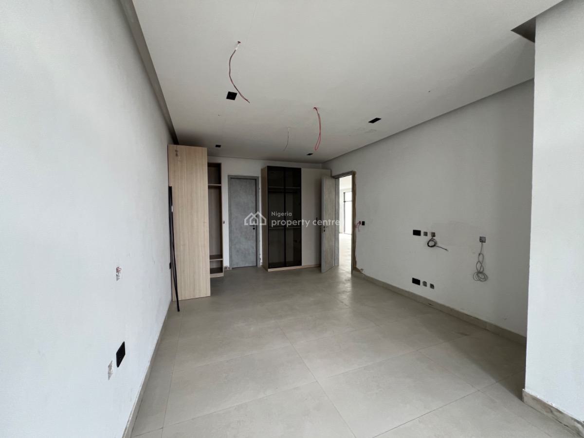 Luxury 3 Bedroom Apartment, Off Admiralty Way, Lekki Phase 1, Lekki, Lagos, Flat / Apartment for Sale