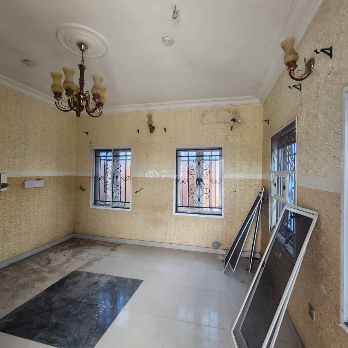 4 Units of 3 Bedroom Flats, Promise Land Estate, Elebu Oluyole Extension, Ibadan, Oyo, Flat / Apartment for Rent