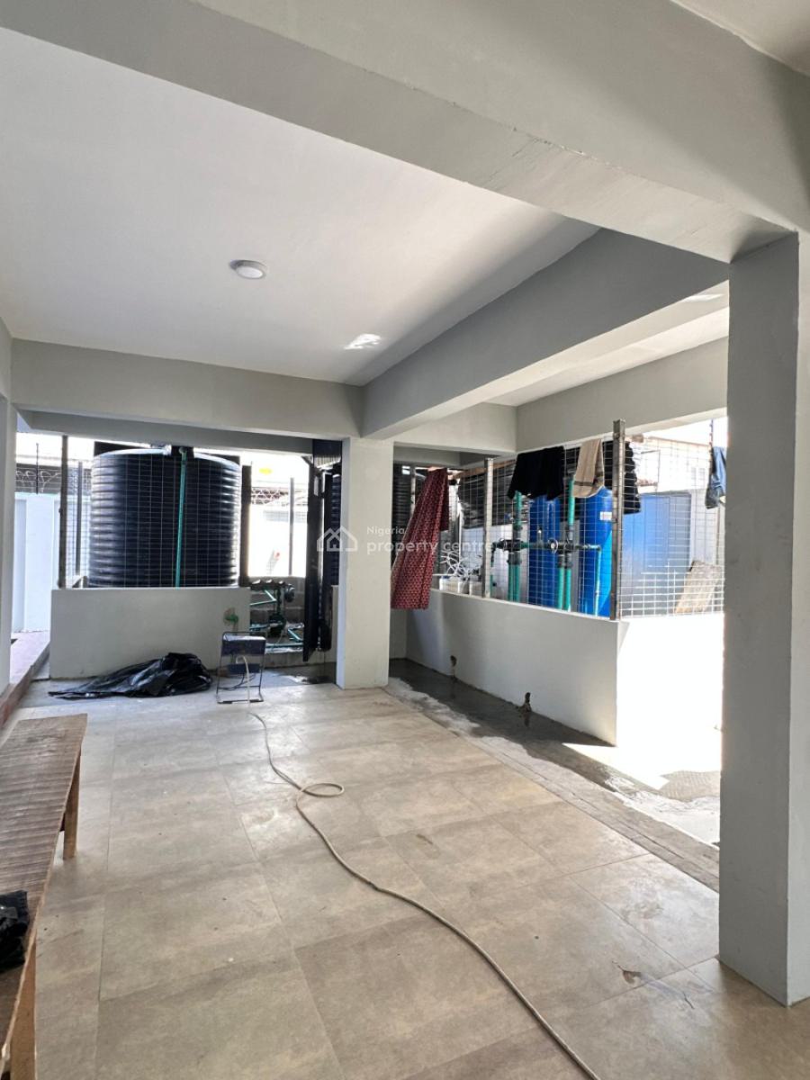 Luxury 2 Bedroom Apartment, Lekki Phase 1, Lekki, Lagos, Block of Flats for Sale