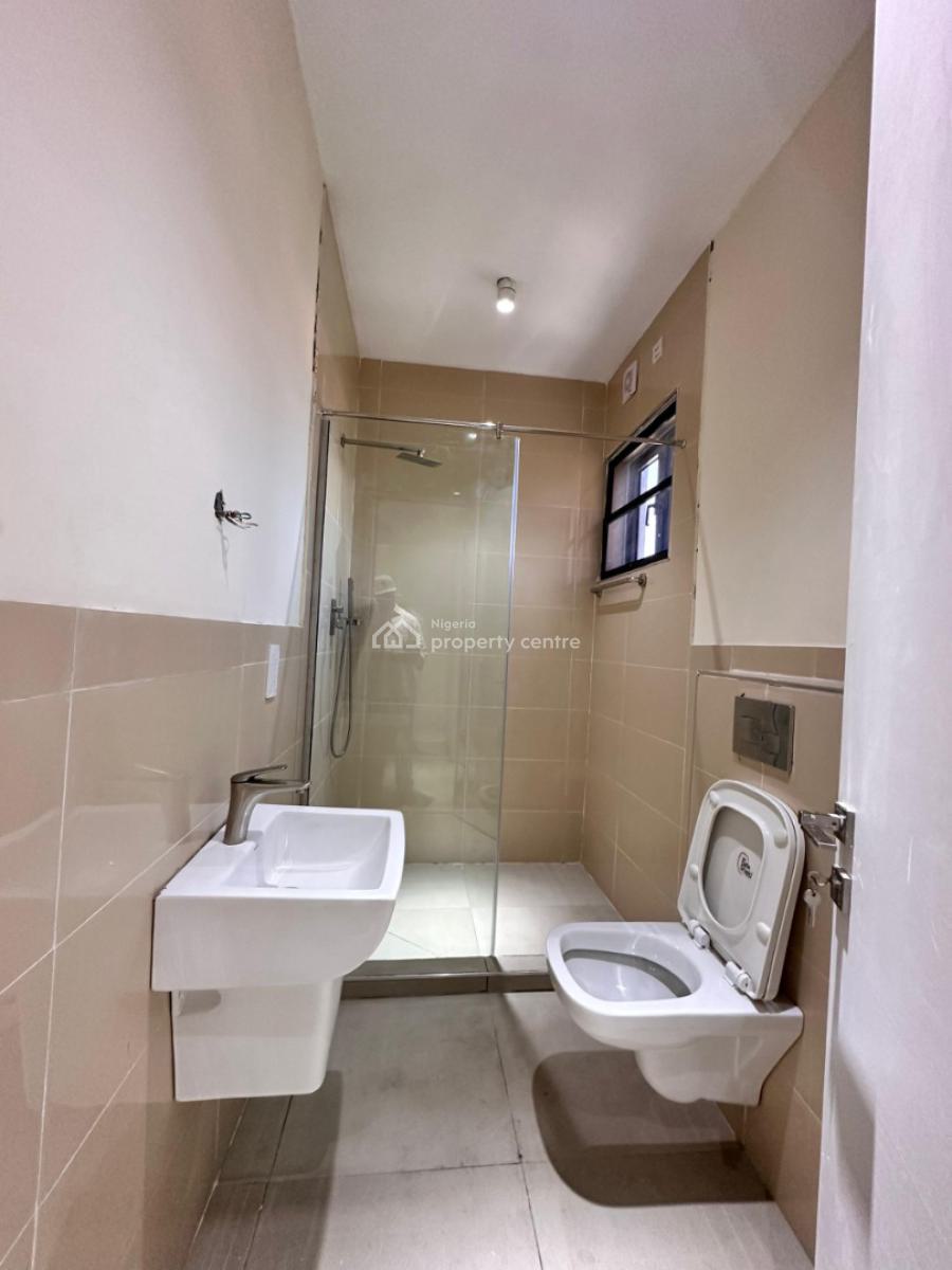 Luxury 2 Bedroom Apartment, Lekki Phase 1, Lekki, Lagos, Block of Flats for Sale