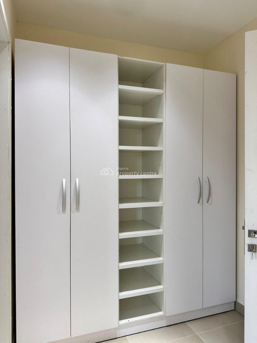 Luxury 2 Bedroom Apartment, Lekki Phase 1, Lekki, Lagos, Block of Flats for Sale