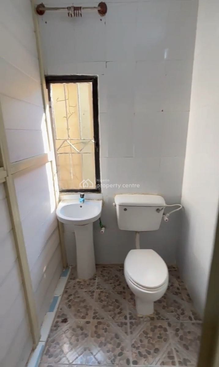 Spacious Room Selfcon - { Video Available}, Osapa, Lekki, Lagos, Self Contain (single Rooms) for Rent