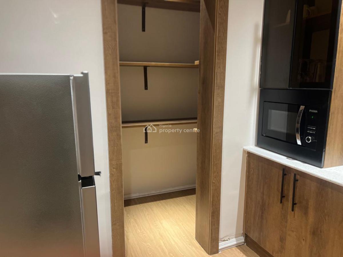 Spacious One Bedroom Apartment, Lekki Phase 1, Lekki, Lagos, Flat / Apartment Short Let