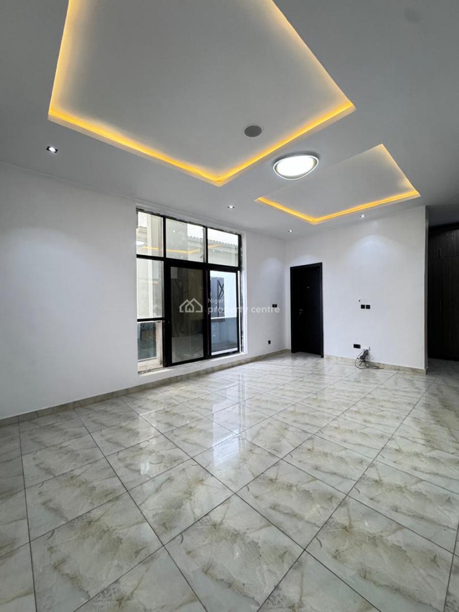 Stunning 4  Bedroom Semi- Detached Duplex in a Secure Location, Orchid, Lekki, Lagos, Semi-detached Duplex for Sale