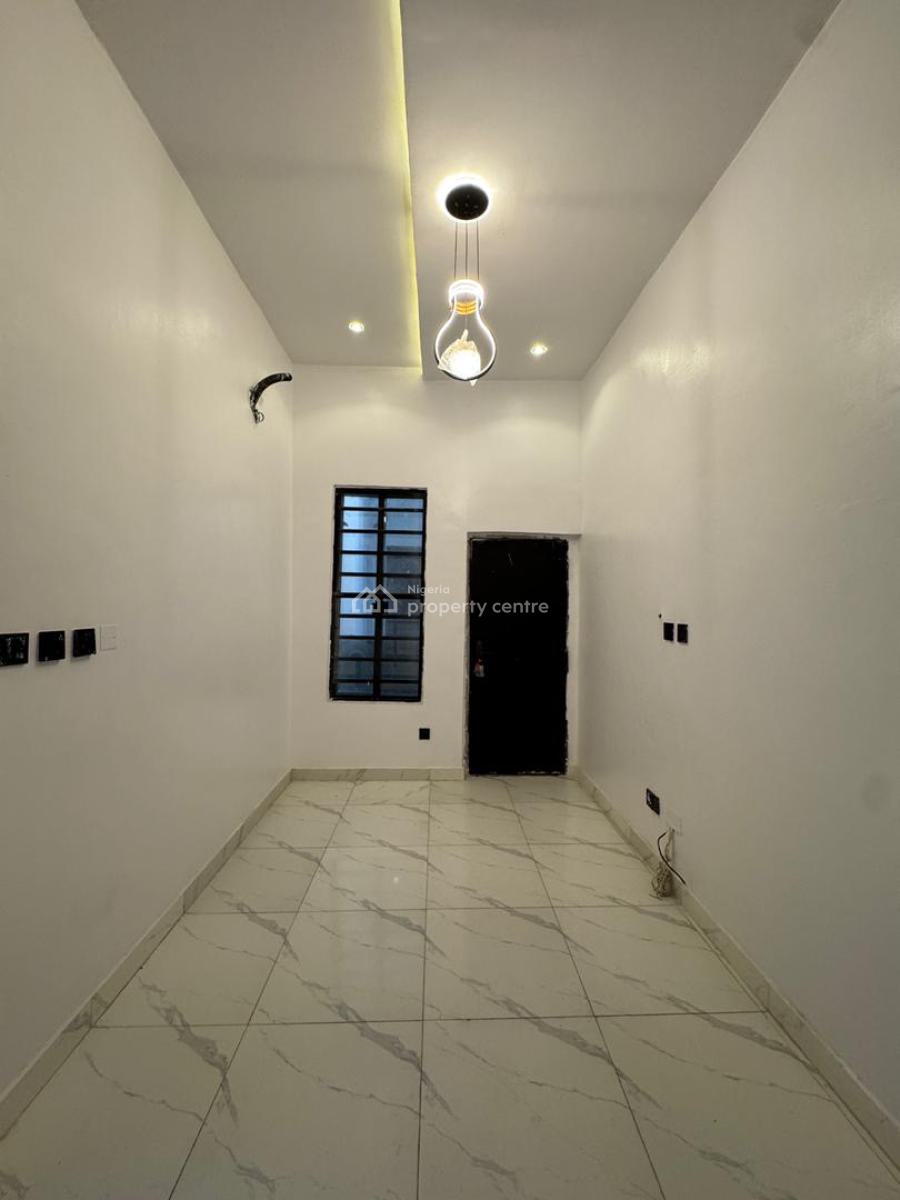 Stunning 4  Bedroom Semi- Detached Duplex in a Secure Location, Orchid, Lekki, Lagos, Semi-detached Duplex for Sale