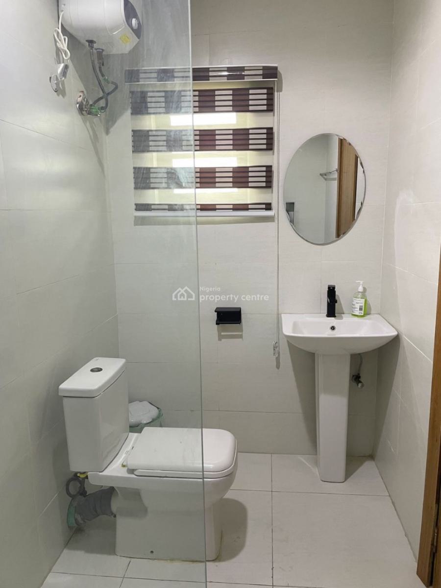 2 Bedroom Apartment, Lekki Phase 1, Lekki, Lagos, Flat / Apartment Short Let