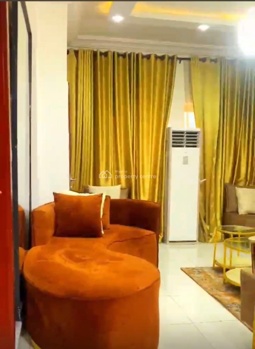 2 Bedroom Apartment, Lekki Phase 1, Lekki, Lagos, Flat / Apartment Short Let