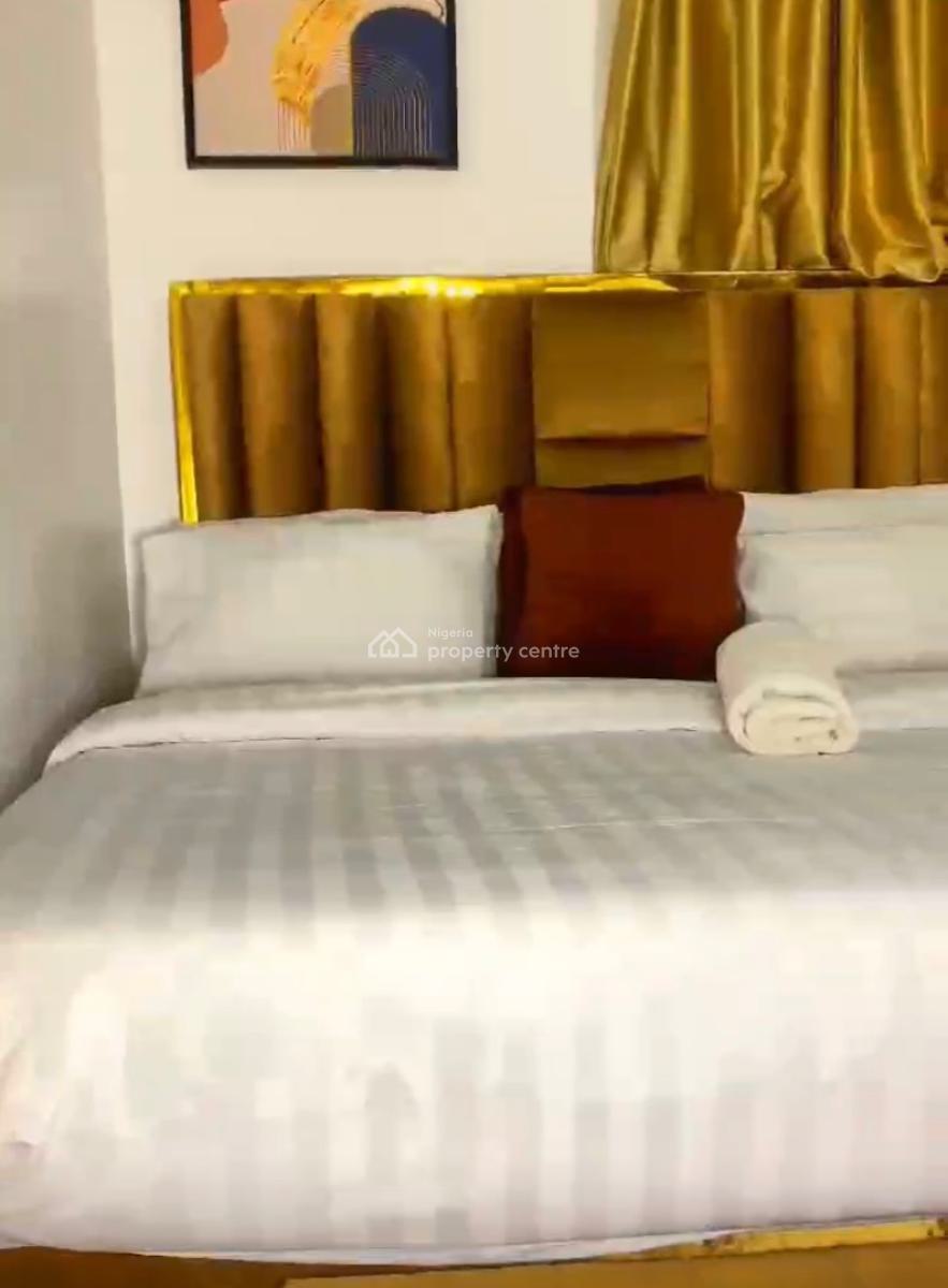 2 Bedroom Apartment, Lekki Phase 1, Lekki, Lagos, Flat / Apartment Short Let