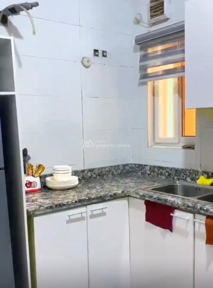 2 Bedroom Apartment, Lekki Phase 1, Lekki, Lagos, Flat / Apartment Short Let