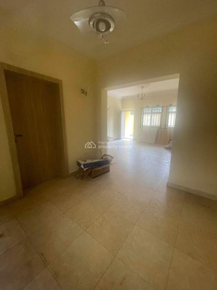 Standard 3 Bedroom Apartment, Ikota, Lekki, Lagos, Flat / Apartment for Rent