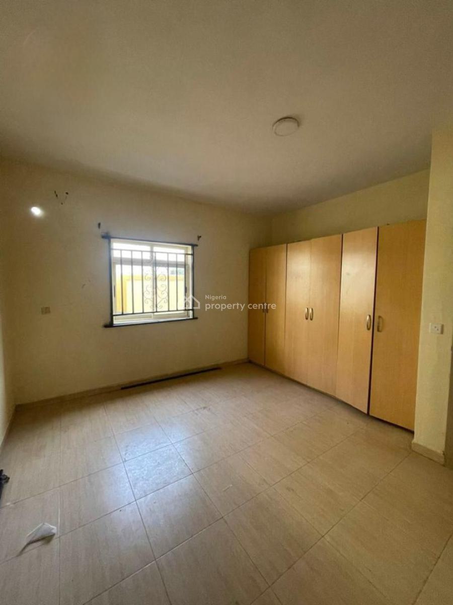 Standard 3 Bedroom Apartment, Ikota, Lekki, Lagos, Flat / Apartment for Rent
