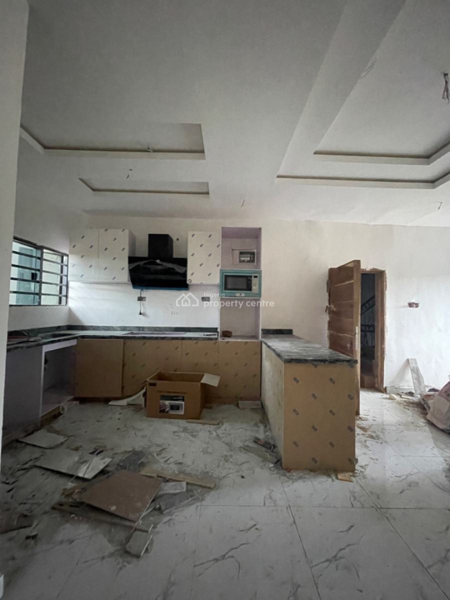 Newly Built of 2 Bedroom Apartments, Yaba, Lagos, Flat / Apartment for Sale