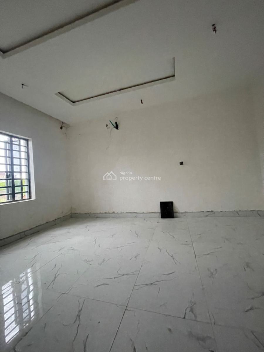 Newly Built of 2 Bedroom Apartments, Yaba, Lagos, Flat / Apartment for Sale