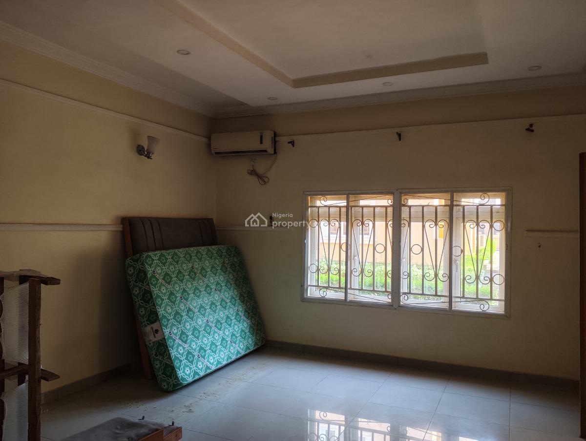 Corner Piece 4 Bedrooms Terraced Duplex with Bq, Mandakira Crescent, Durumi, Abuja, Terraced Duplex for Rent