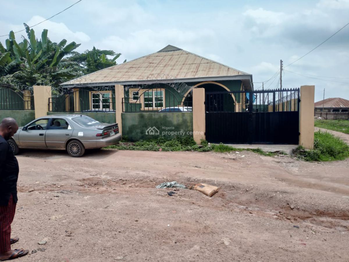 2 Bedroom Block of Flat, Agunbelewo Area, Osogbo, Osun, Block of Flats for Sale
