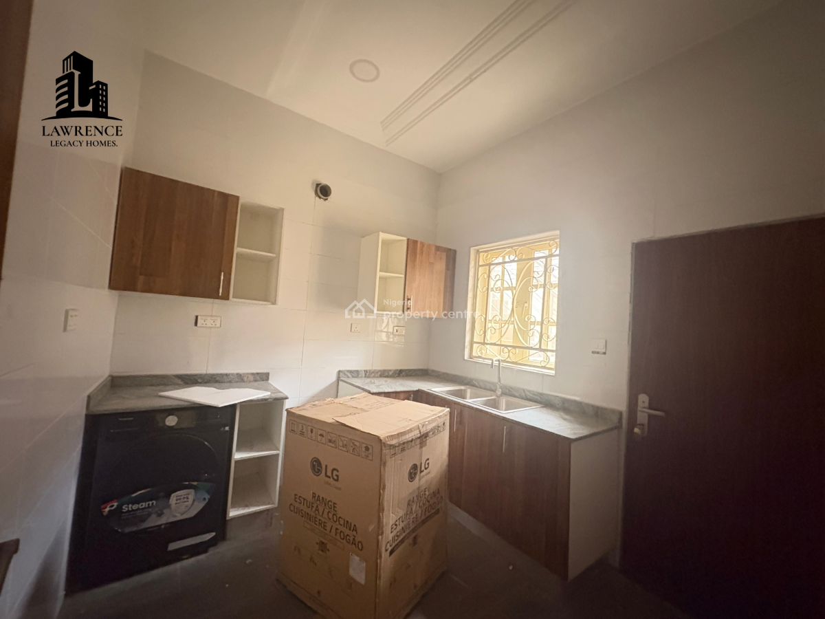 Newly Built 2 and 3 Bedroom Apartment, Lekki Phase 1, Lekki, Lagos, Flat / Apartment for Rent