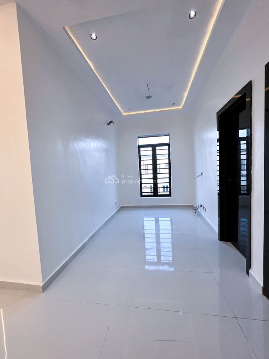 5 Bedroom Fully Detached Duplex with Bq & Swimming Pool, Daffodil Estate, Royal Pine Estate, Orchid Road, Lekki, Lagos, Detached Duplex for Sale