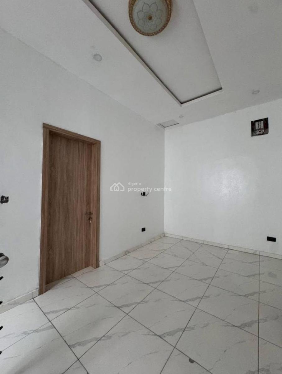 Beautifully Built 3 Bedrooms Terrace Duplex, Ikota, Lekki, Lagos, Terraced Duplex for Sale