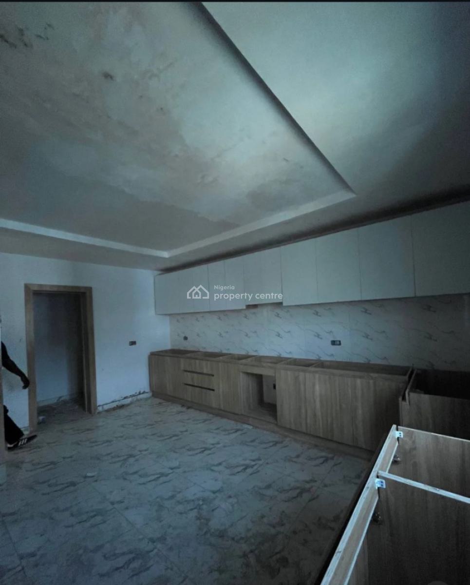 3 Bedroom Apartment, Lekki Phase 1, Lekki, Lagos, Flat / Apartment for Rent