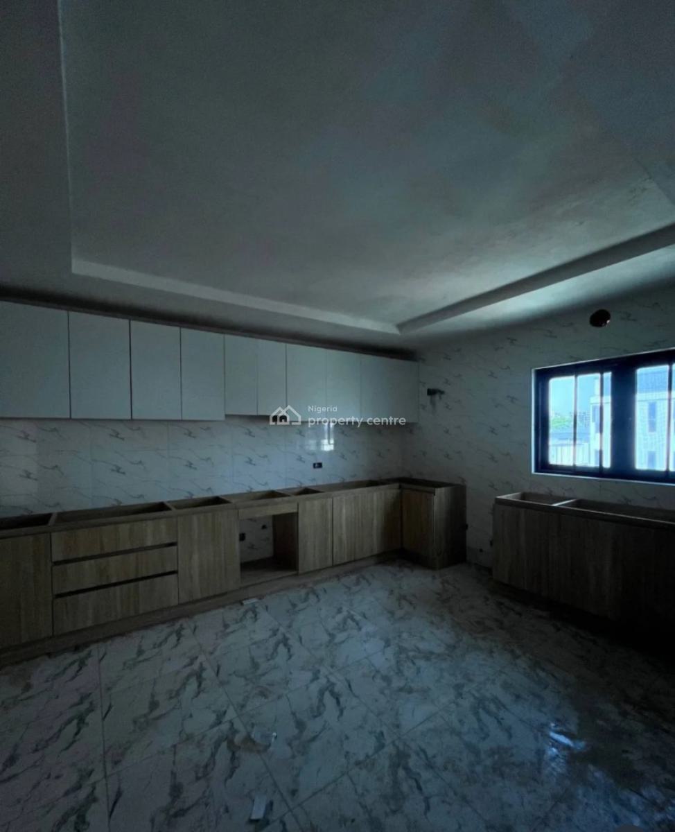 3 Bedroom Apartment, Lekki Phase 1, Lekki, Lagos, Flat / Apartment for Rent