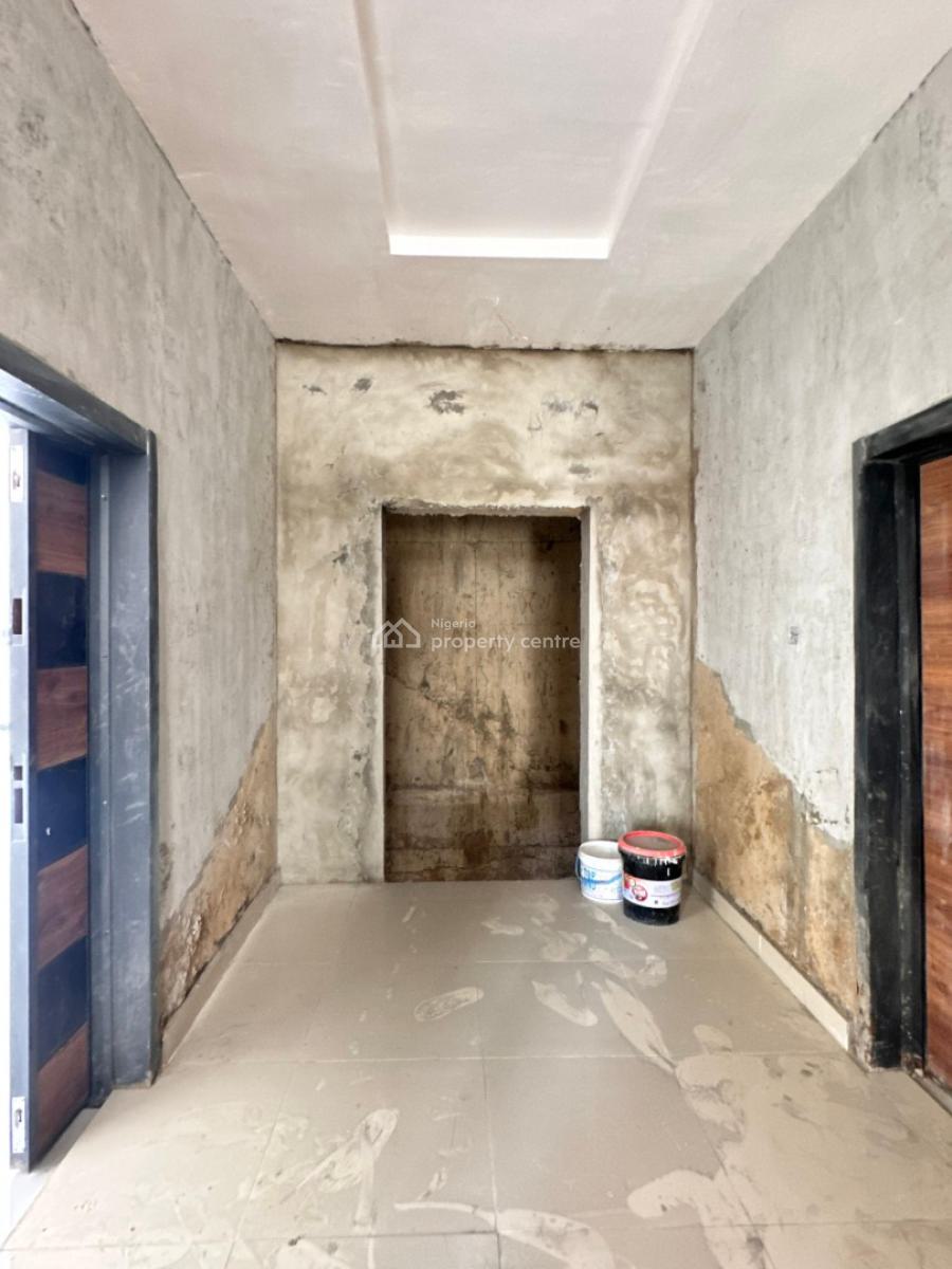 Elegantly Built 2 Bedroom Apartment, Lekki Phase 1, Lekki, Lagos, Block of Flats for Sale