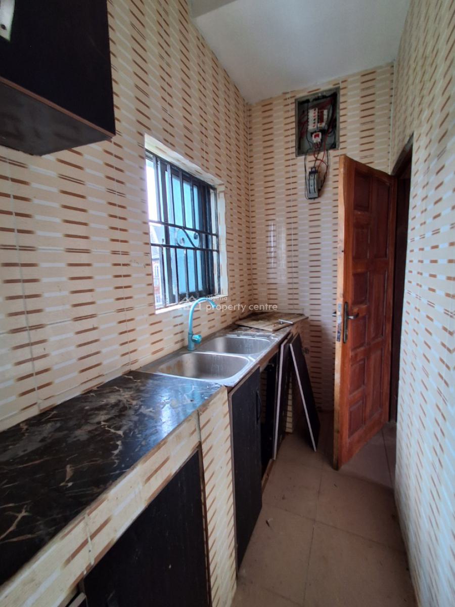 2 Bedroom Flat Upstairs, Badore, Ajah, Lagos, House for Rent