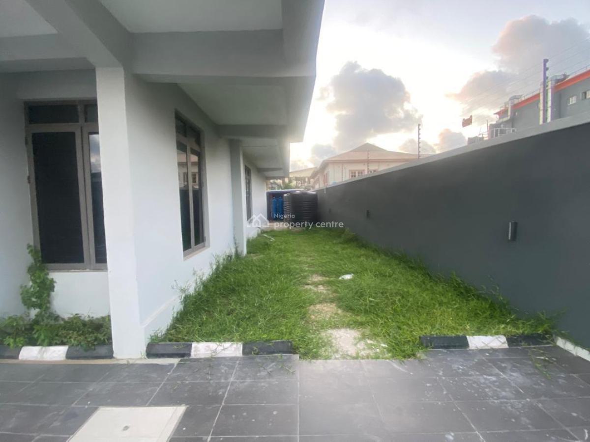 Newly Built 4-bedroom Terrace Duplex + 1-room Boys Quarter, Lekki Right, Lekki Phase 1, Lekki, Lagos, Terraced Duplex for Sale