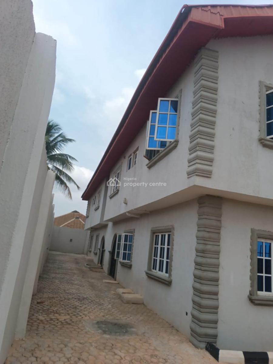a Spaciously Built 5 Bedroom Duplex, Akingbade, New Gbagi Market, Ibadan, Oyo, Semi-detached Duplex for Rent