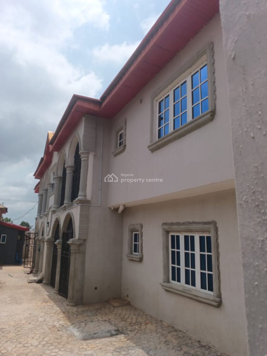 a Spaciously Built 5 Bedroom Duplex, Akingbade, New Gbagi Market, Ibadan, Oyo, Semi-detached Duplex for Rent