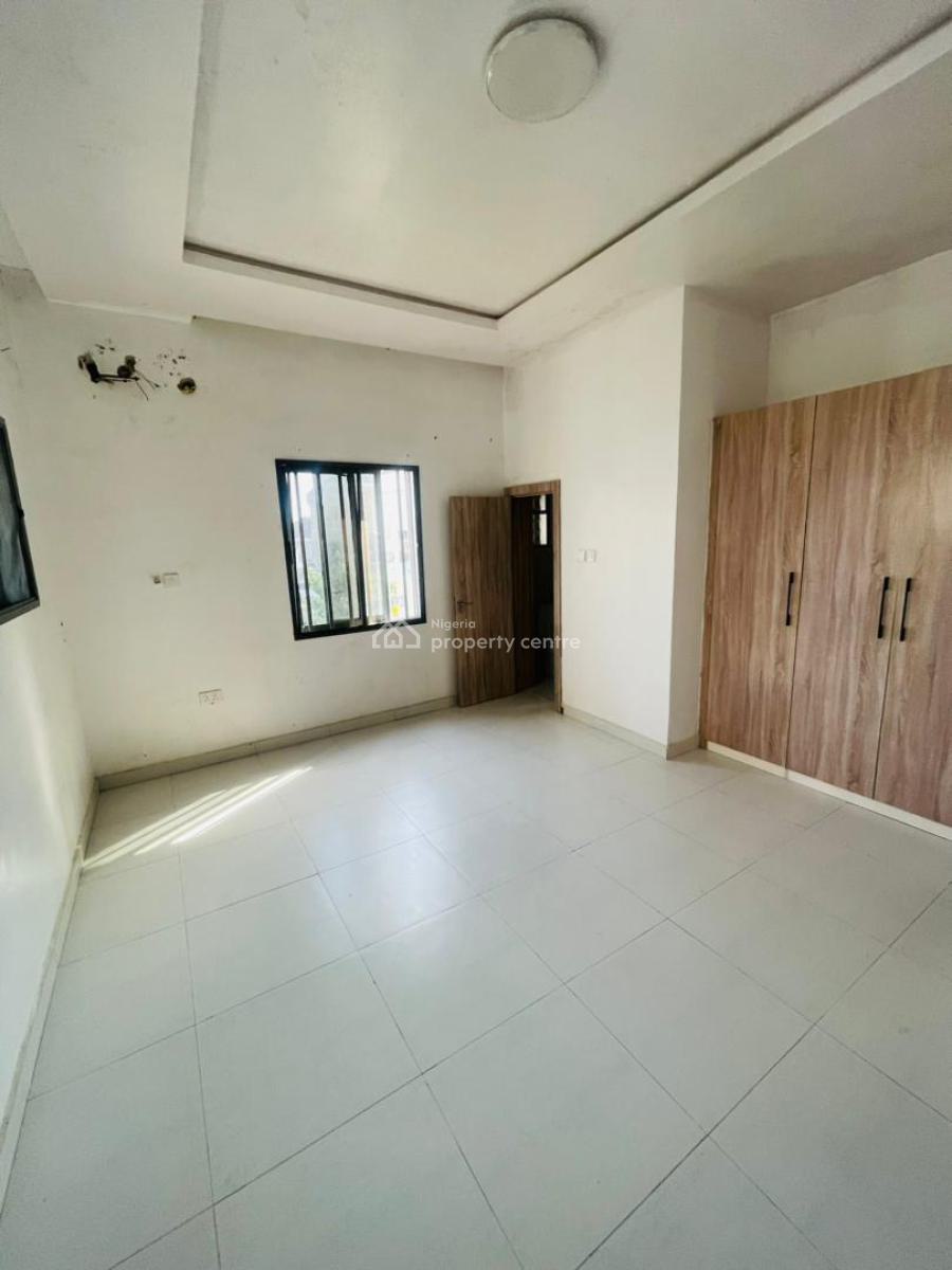 Luxury 2-bedroom Apartment with a Dinning Section [upstairs], Sangotedo, Ajah, Lagos, Flat / Apartment for Rent