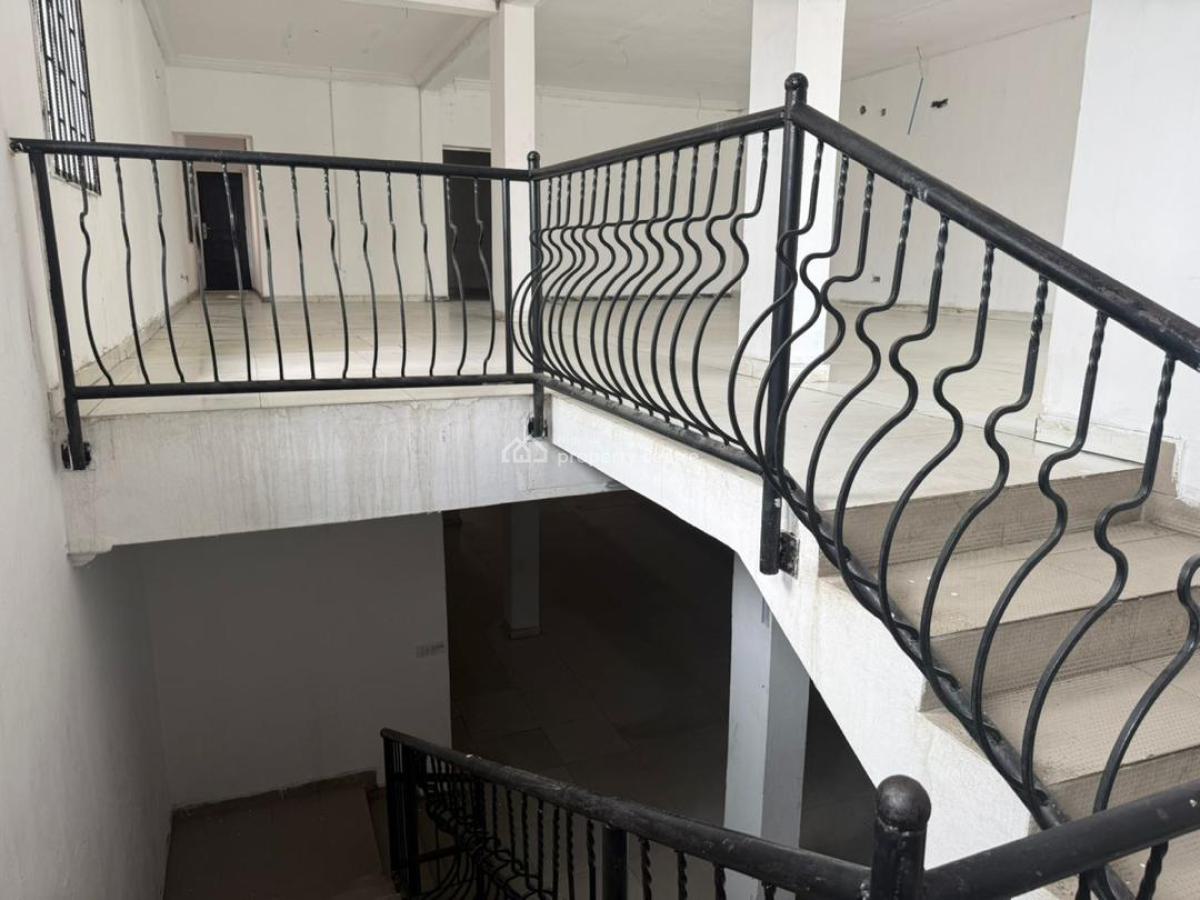 Fully Detached House with Bq for Commercial Use Only, Admiralty Road, Lekki, Lagos, Commercial Property for Rent