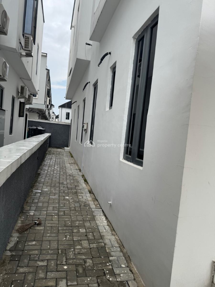 4 Bedroom Smart Duplex with Bq Near The Lake, Bosmak Haven Estate, Harris Drive., Vgc, Lekki, Lagos, Semi-detached Duplex for Sale