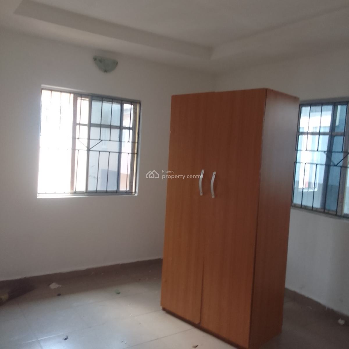 Luxury Newly Renovated Massive Mini with 2toilet Pop Ceiling Upstairs, Unity Plam Crescent Behind Mrs Fuel Station, Badore, Ibeju Lekki, Lagos, Mini Flat (room and Parlour) for Rent