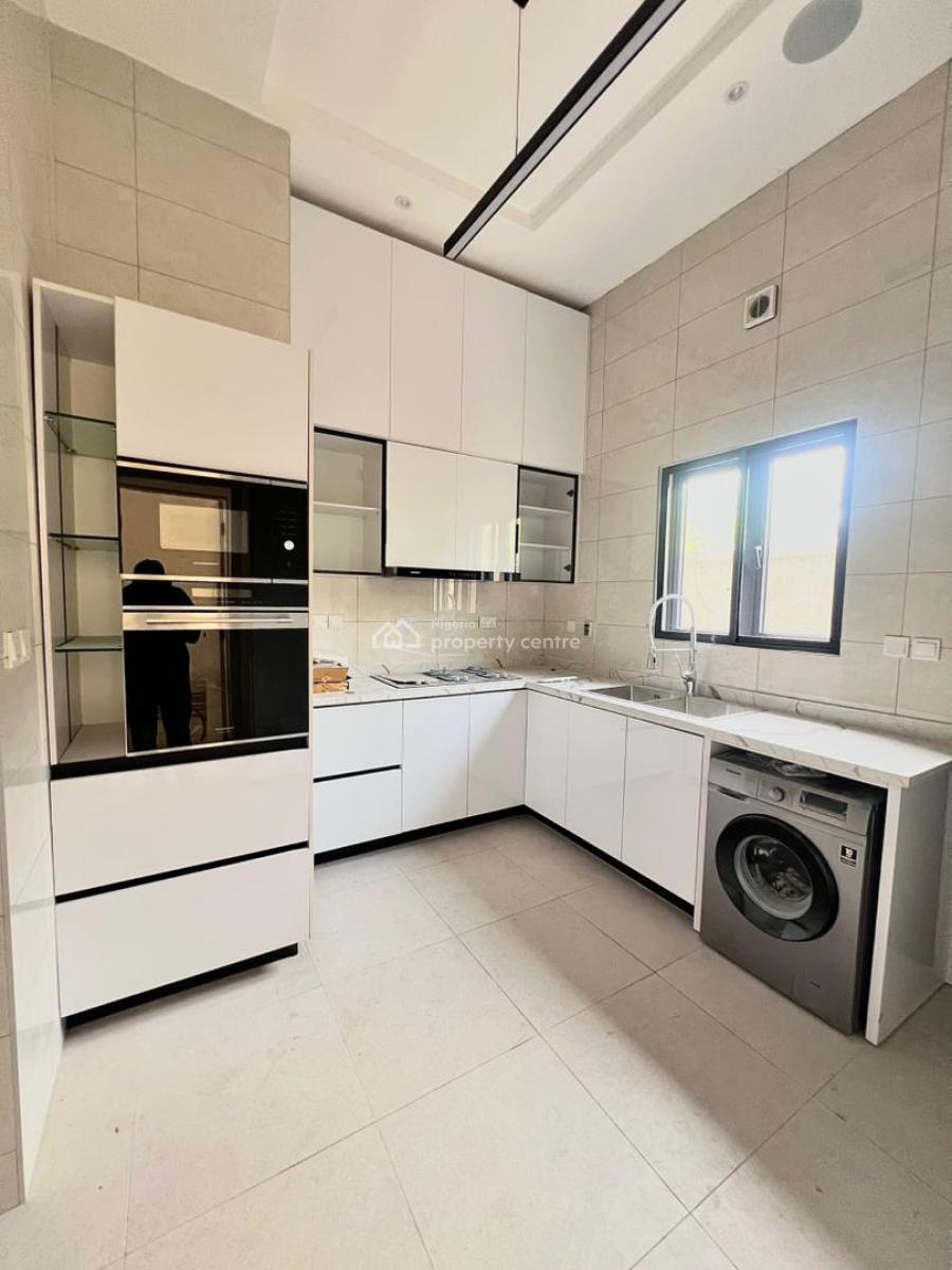 Luxurious 5 Bedroom Terrace with Bq, Swimming Pool and Gym, Ikoyi, Lagos, House for Rent