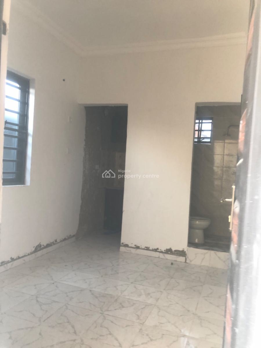 Newly Built Modern Spacious Rooms in a Serene Area, Akoka, Yaba, Lagos, Self Contain (single Rooms) for Rent