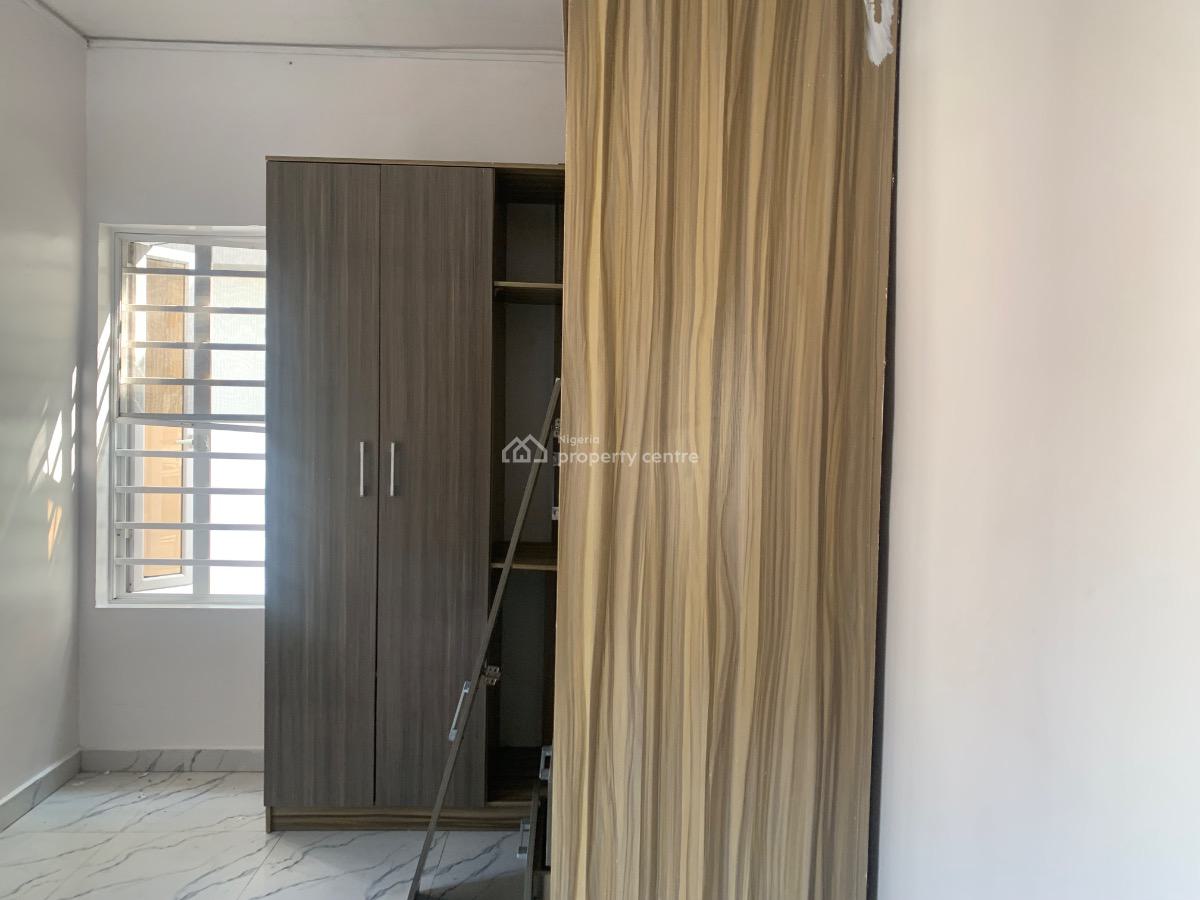 Self Contain (studio), Lekki, Lagos, Self Contain (single Rooms) for Rent