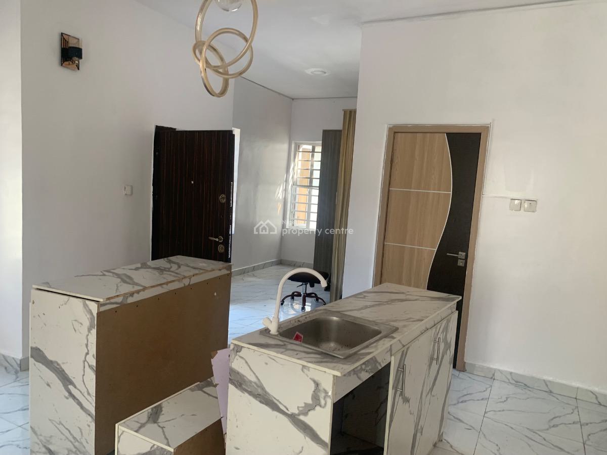 Self Contain (studio), Lekki, Lagos, Self Contain (single Rooms) for Rent