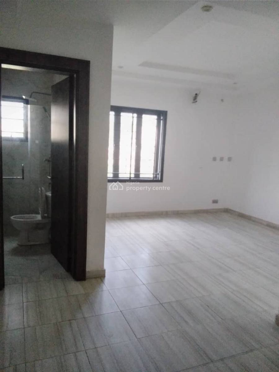 4 Bedroom Terrace Duplex with Bq, Guzape District, Abuja, Terraced Duplex for Sale