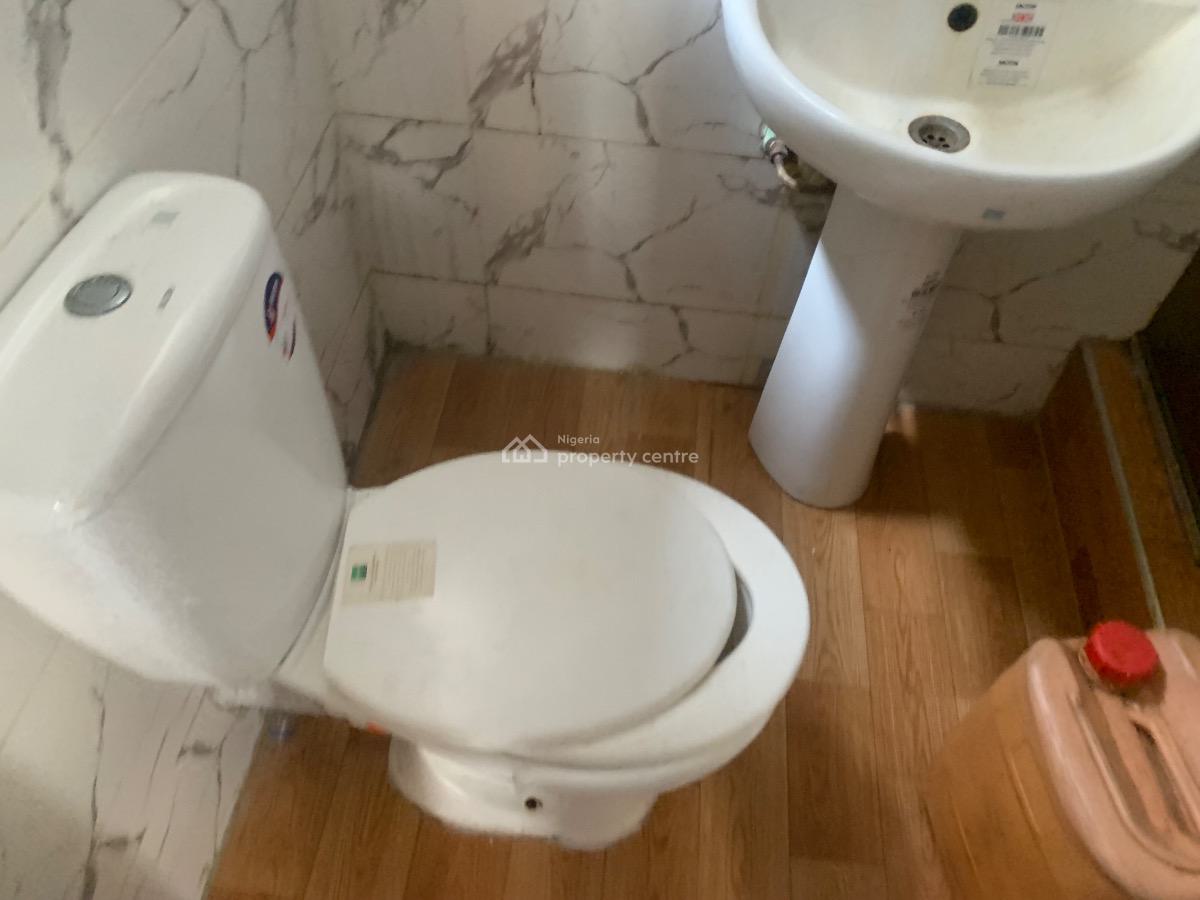 Shared Apartment, Lekki Conservation Center, Lekki, Lagos, Self Contain (single Rooms) for Rent