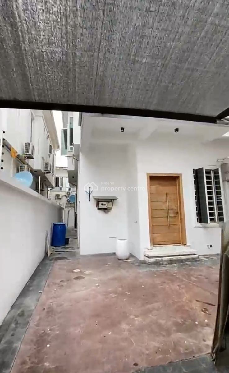 Downstairs Room Self Con { Video}, Royal Pine Estate Orchid Road, Lekki, Lagos, Self Contain (single Rooms) for Rent