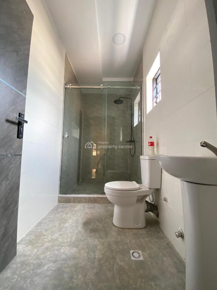 Spacious 4 Bedroom Semidetached Duplex, Gra Phase 1, Magodo, Lagos, Semi-detached Duplex for Sale